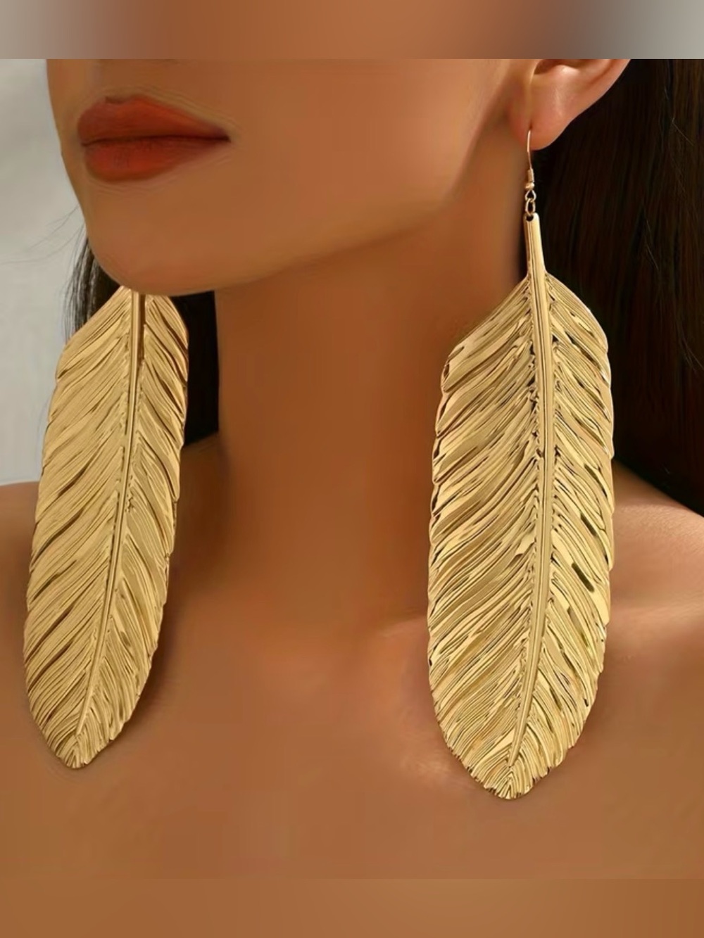 Gold Feather Drop Earrings - Elegant Women Jewelry